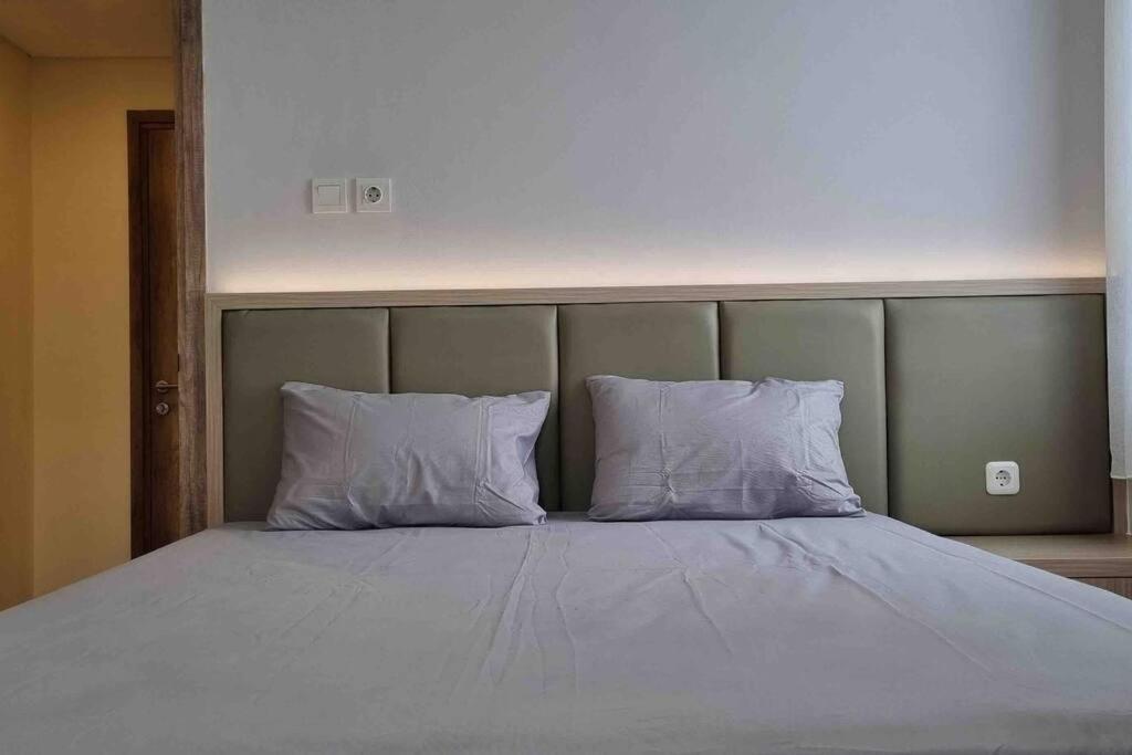 Appartement Pejaten Park 1br Khaki With Smarttv And Pool Jakarta